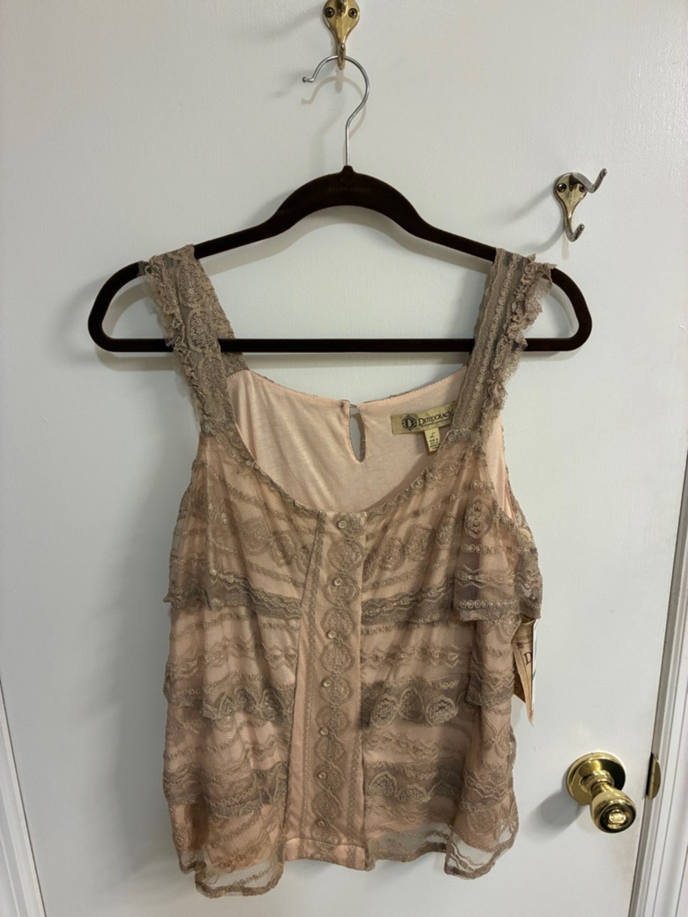 NWT Democracy Vintage Tan Lace Trim Tank Sz L